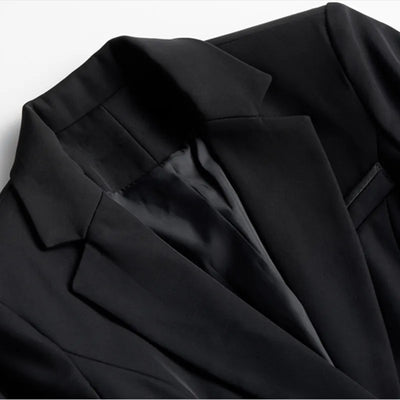Elegant Blazer – Women’s Office Wear