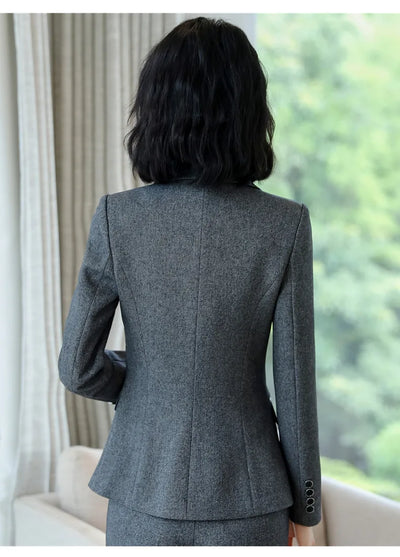 Elegant Blazer – Women’s Office Wear