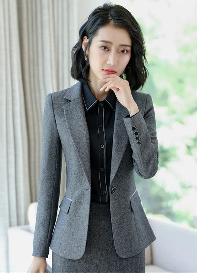 Elegant Blazer – Women’s Office Wear