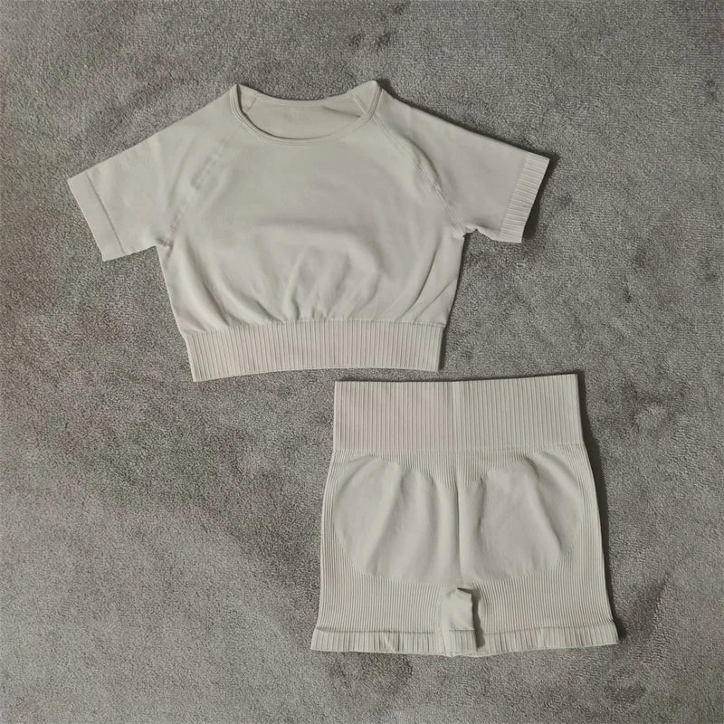 Seamless Sports Bra & Shorts Set