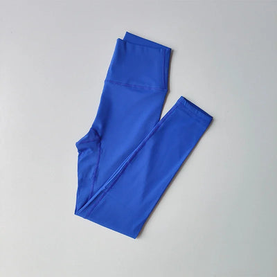 Seamless Yoga Set – Sports Bra & High Waist Shorts