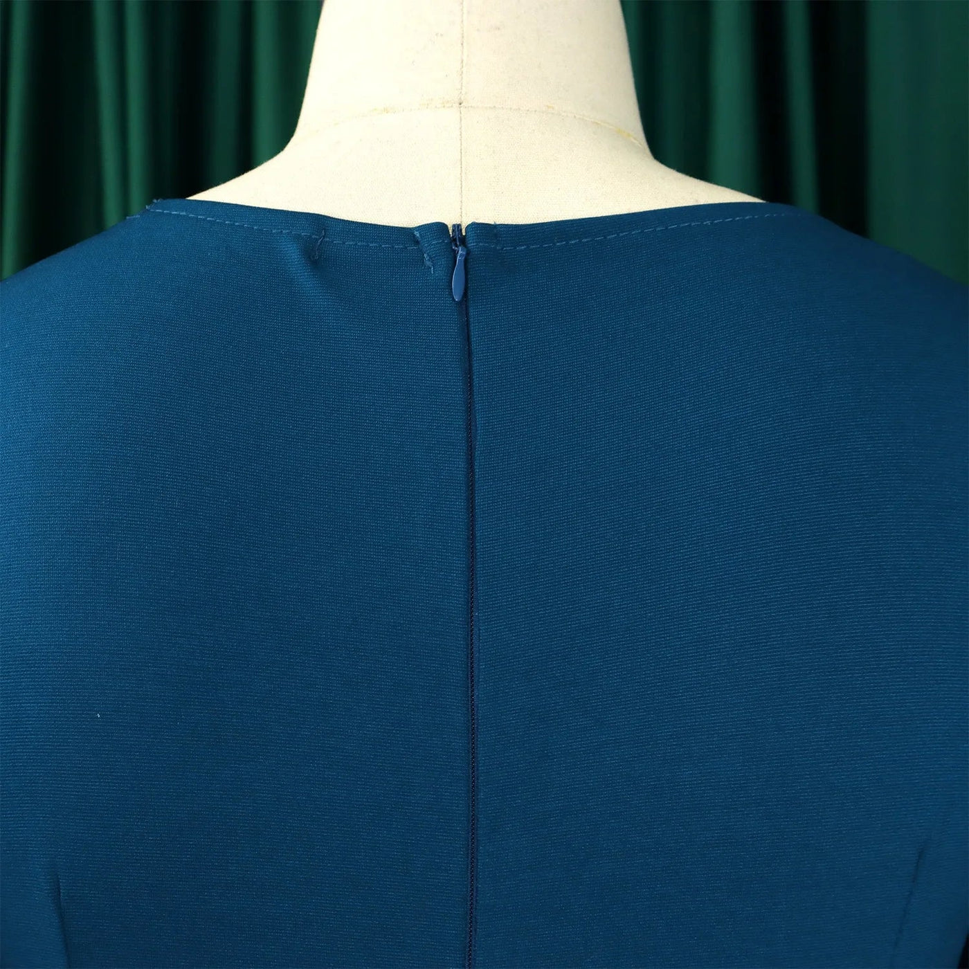 Elegant Sheath Midi Dress – O-Neck Bodycon Office Style