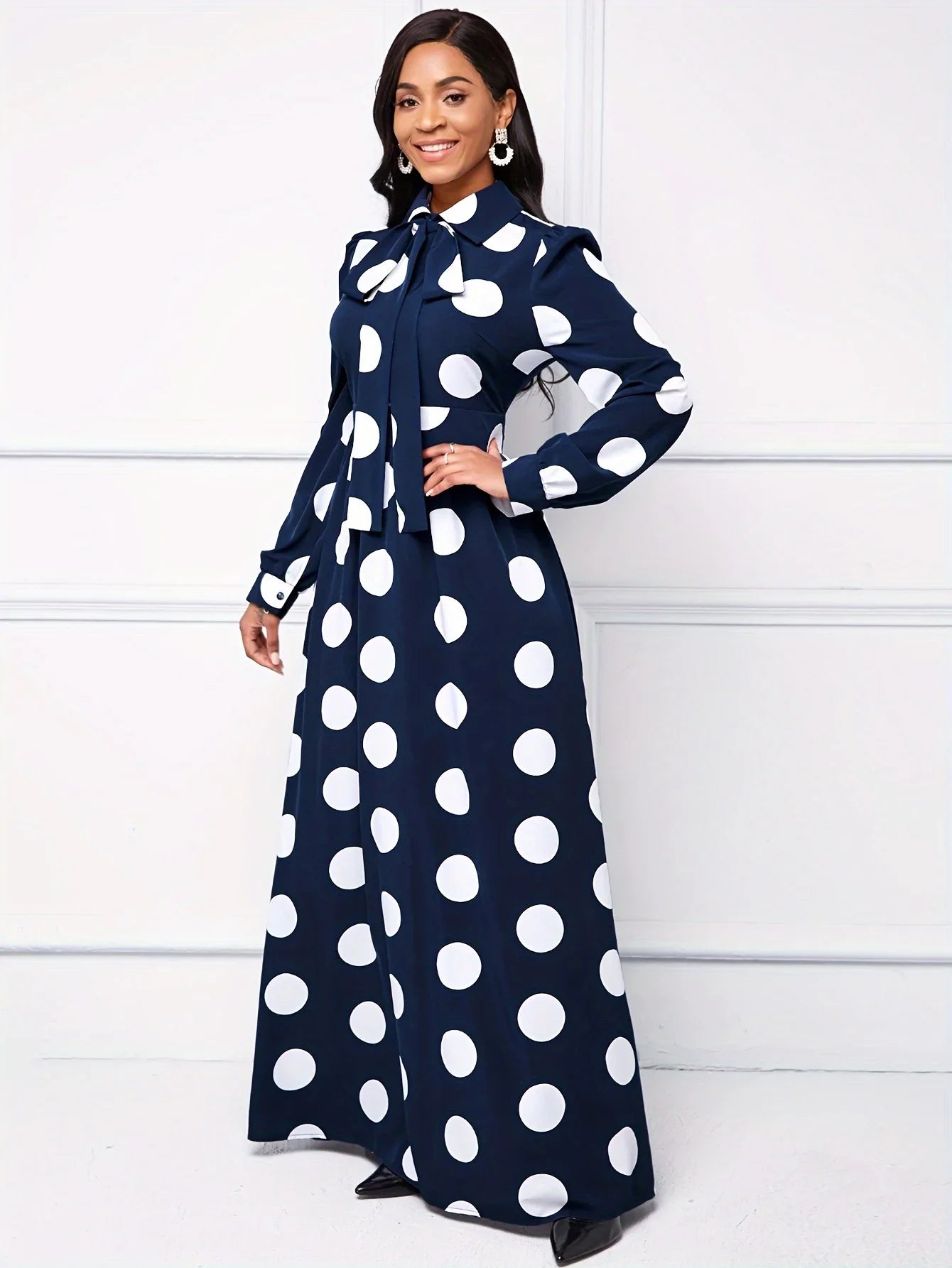 Polka Dot Maxi Dress – Elegant Bow Tie Casual Style