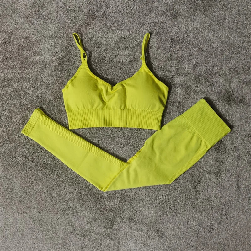 Seamless Sports Bra & Shorts Set