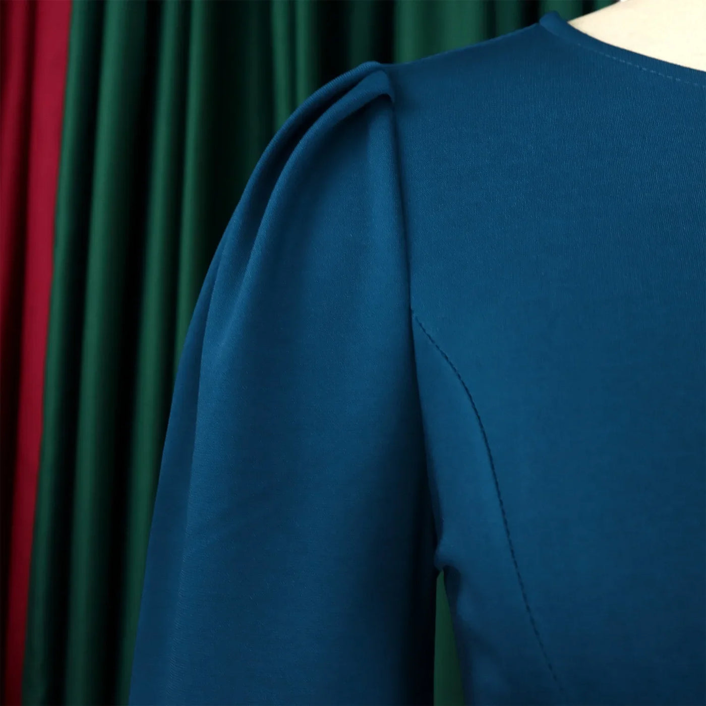 Elegant Sheath Midi Dress – O-Neck Bodycon Office Style