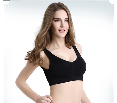 Seamless Ribbed Sports Bra – Black Yoga Crop Top