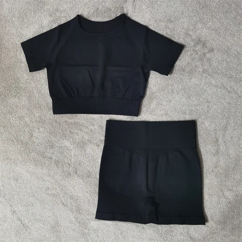 Seamless Sports Bra & Shorts Set