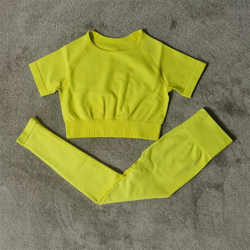Seamless Sports Bra & Shorts Set