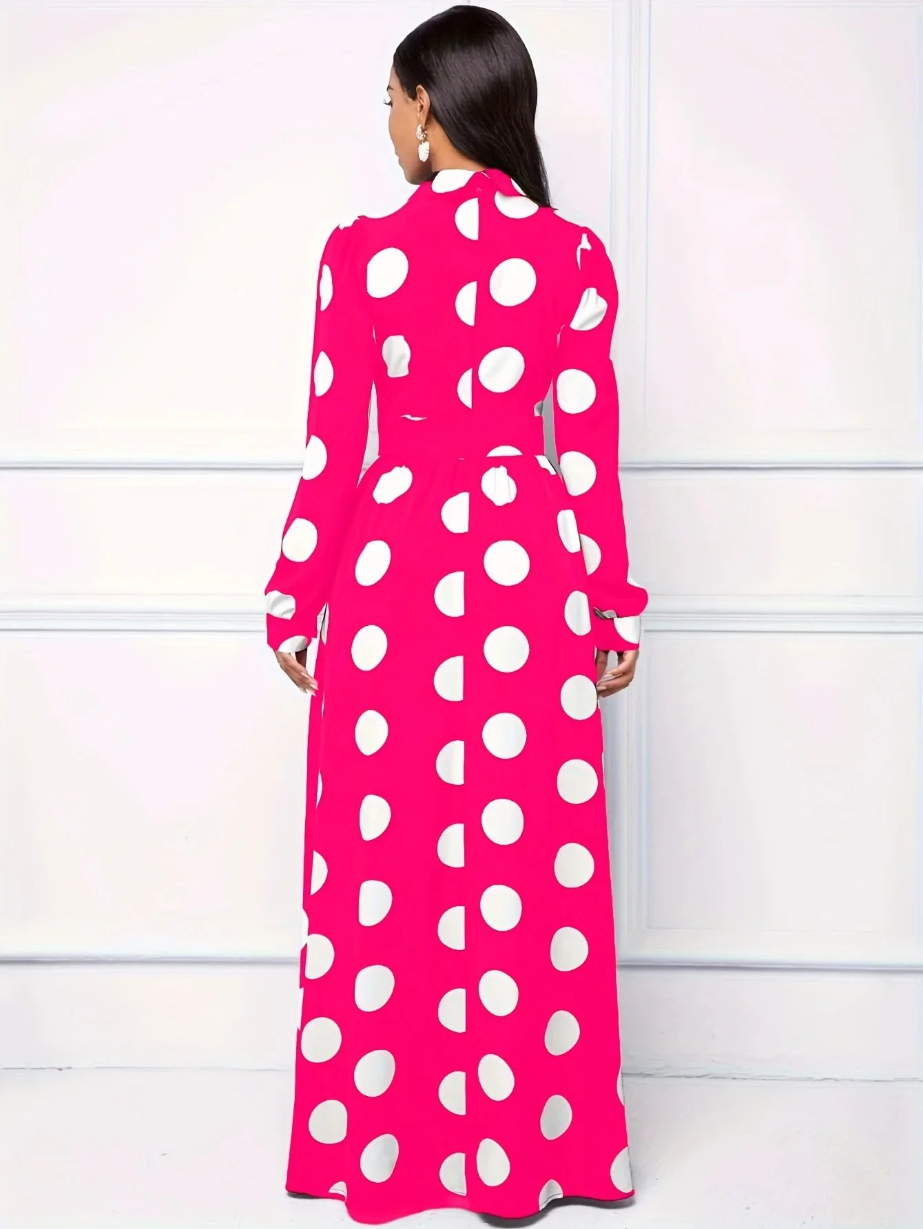 Polka Dot Maxi Dress – Elegant Bow Tie Casual Style