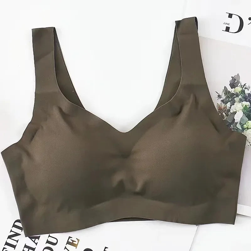 Seamless Ribbed Sports Bra – Black Yoga Crop Top