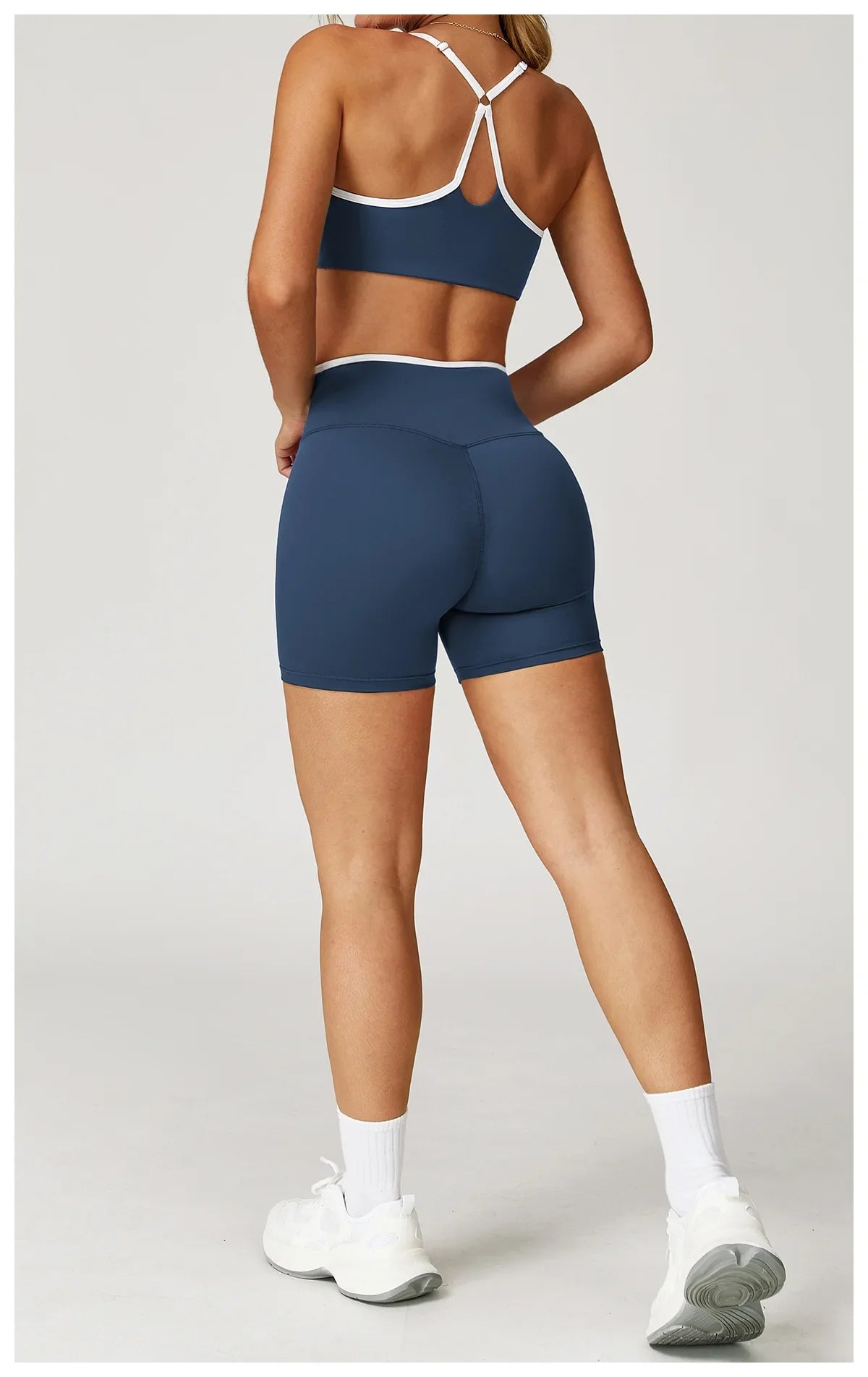 Shockproof Sports Bra – Push-Up Crop Top for Yoga & Workouts