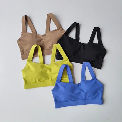 Seamless Yoga Set – Sports Bra & High Waist Shorts