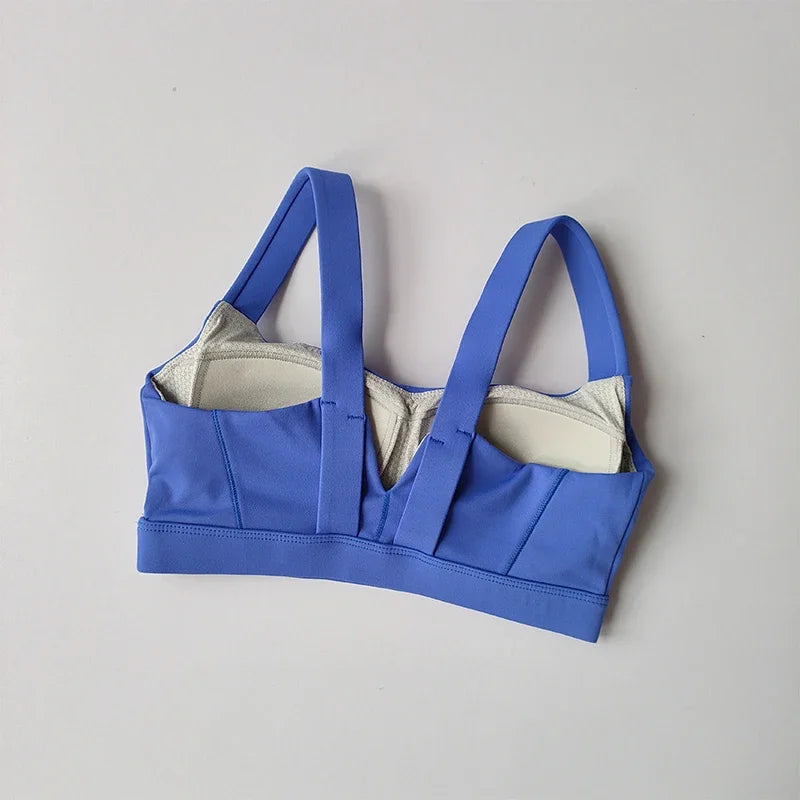 Seamless Yoga Set – Sports Bra & High Waist Shorts