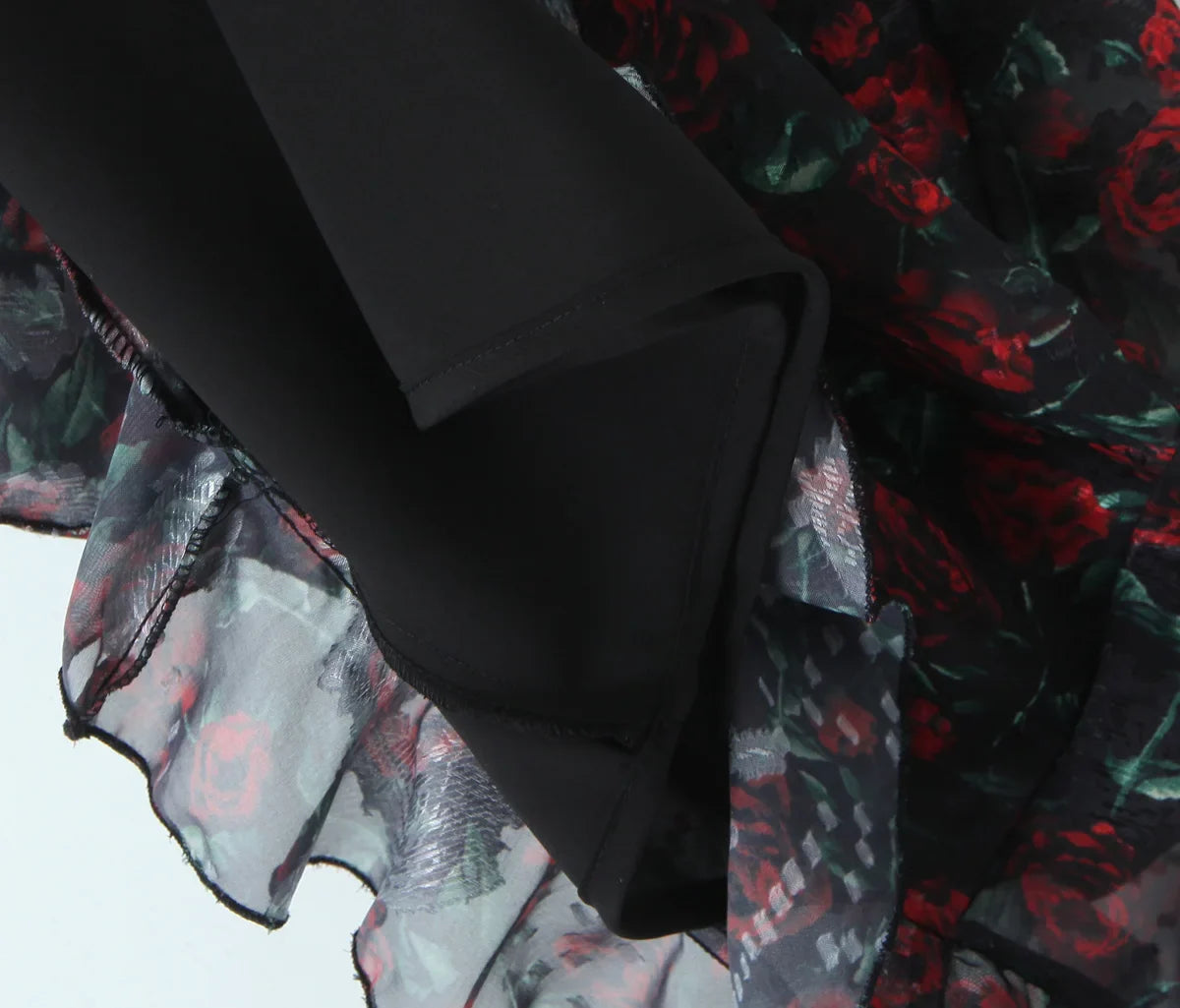 Vintage Floral Bodycon Midi Dress – Black Tie Front (Summer 2025)