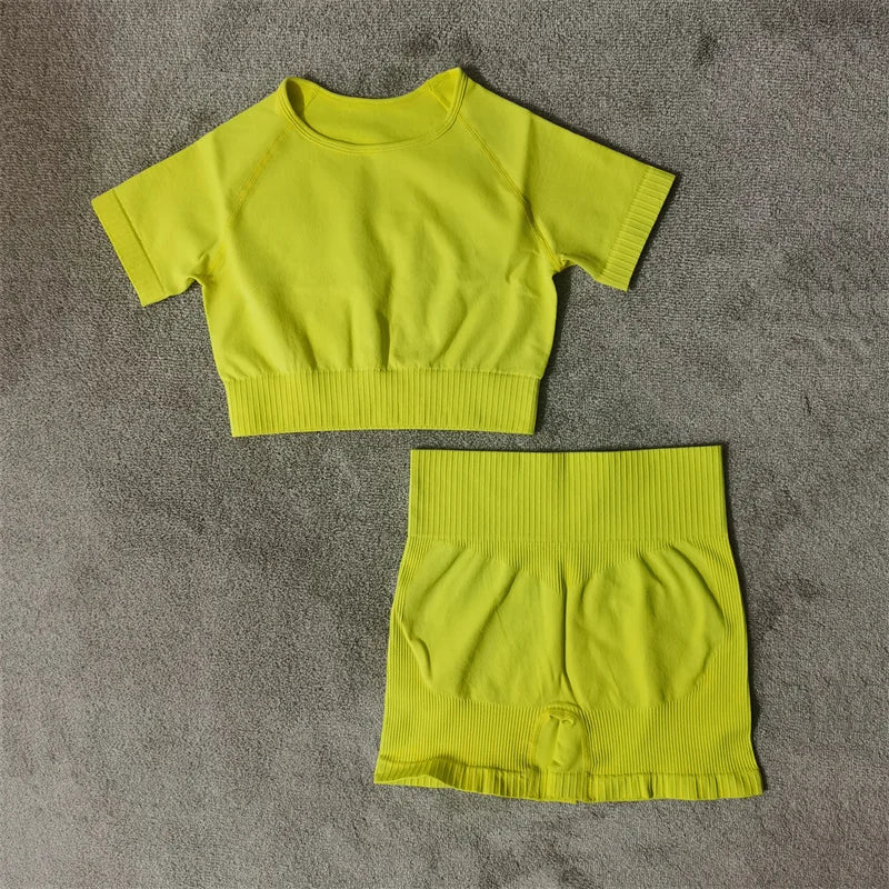 Seamless Sports Bra & Shorts Set