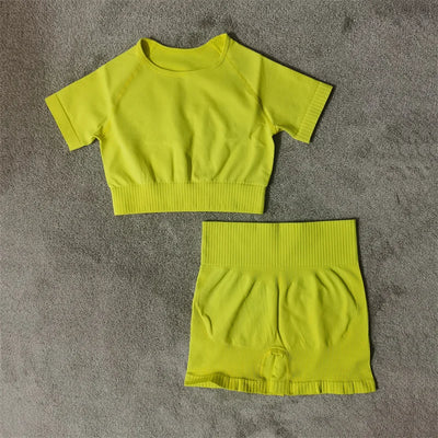 Seamless Sports Bra & Shorts Set