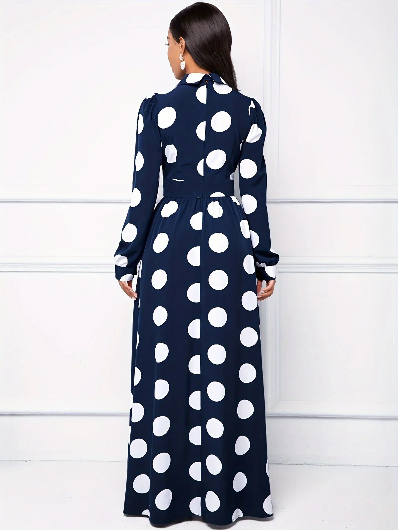 Polka Dot Maxi Dress – Elegant Bow Tie Casual Style