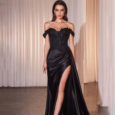 Black Lace V-Neck Tulle Evening Gown