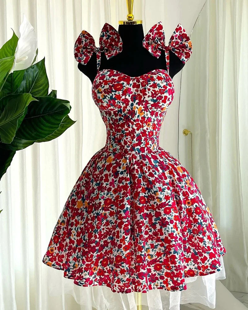 Floral V-Neck Mini Dress – Pleated A-Line Summer Style